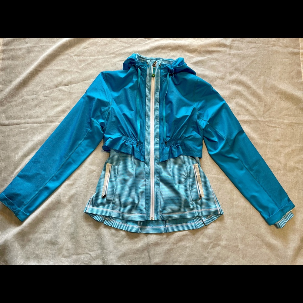 Lululemon Jacket - Picture 2 of 3
